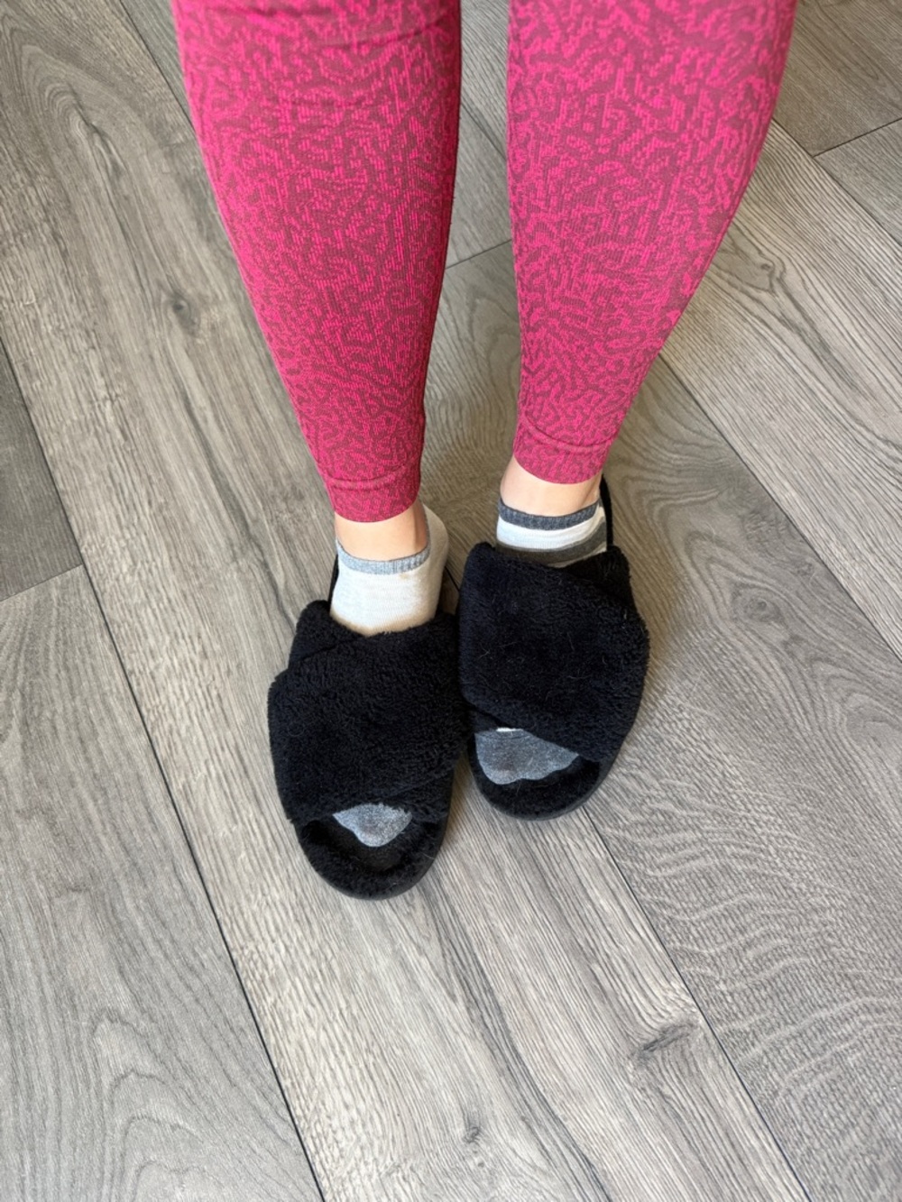 Athleisure Comfy Mismatched Ankle Socks Stripes Gray White Pink Gym